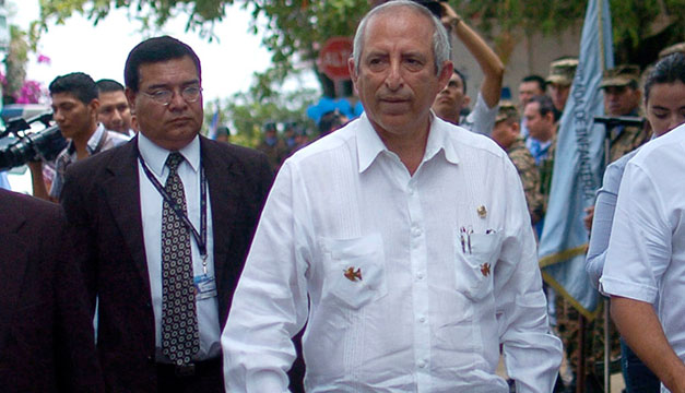 Fiscalía y Policía pedirán a Interpol difusión roja para Sigfrido Reyes