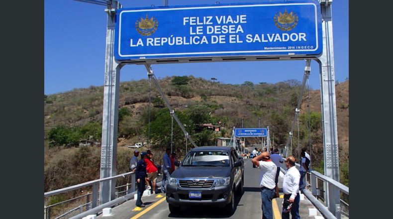 El Salvador exigirá pasaporte en todas sus fronteras en prevención por coronavirus
